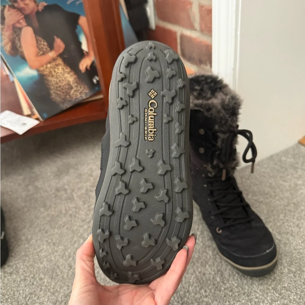 Columbia‎ Women's Black Quilted Fur-Lined Boots